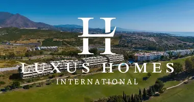 Penthouse 2 bedrooms in Estepona, Spain