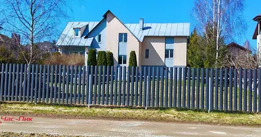 Maison dans Bialarucki sielski Saviet, Bélarus