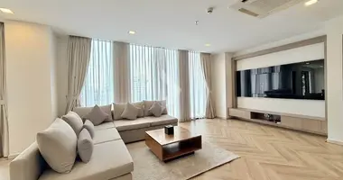 2 bedroom condo in Sangkat Boeng Keng Kang Ti Muoy, Cambodia