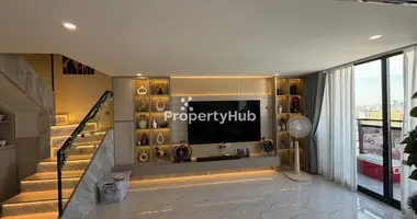 Copropriété 2 chambres dans Sangkat Phsar Daeum Thkov, Cambodge