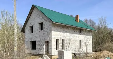 Dom 4 pokoi w Iwieniec, Białoruś