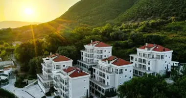 Apartamento 2 habitaciones en Herceg Novi, Montenegro