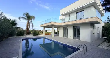 4 bedroom apartment in Peyia, Cyprus