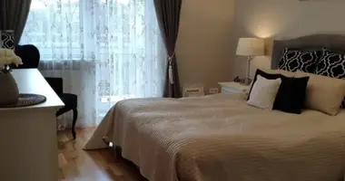 Apartamento 4 habitaciones en Varsovia, Polonia
