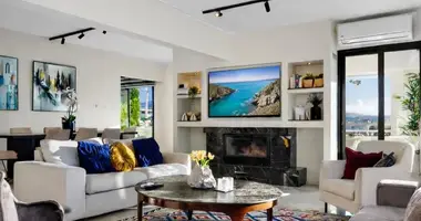 Penthouse 3 bedrooms in Limassol, Cyprus