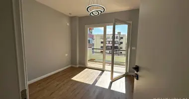 1 bedroom apartment in Tirana Municipality, Albania