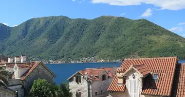 Квартира в Черногория