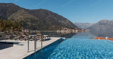 Apartamento 3 habitaciones en Kotor, Montenegro