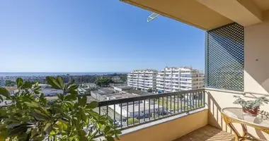 3 bedroom apartment in San Pedro Alcantara, Spain