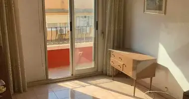 3 bedroom apartment in Valencia, Spain