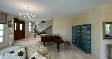 Dom 5 pokojów w Agios Tychonas, Cypr