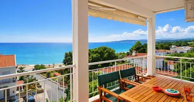 Hotel 650 m² en Neos Marmaras, Grecia
