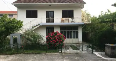 Дом 5 спален в Тиват, Черногория