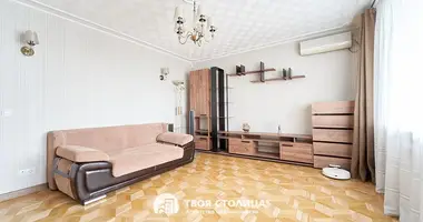 Apartamento 4 habitaciones en Minsk, Belarús