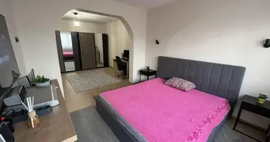 Mieszkanie 3 pokoi w Bar, Czarnogóra