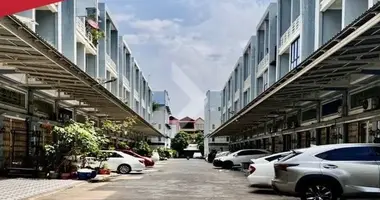 4 bedroom house in Khan Sen Sok, Cambodia