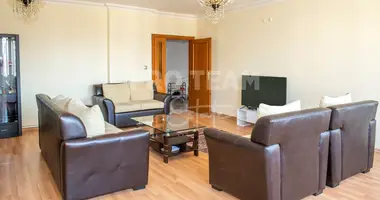 Wohnung 4 zimmer in Muratpasa, Türkei