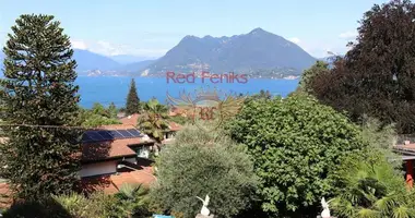 2 bedroom apartment in Stresa, Italy