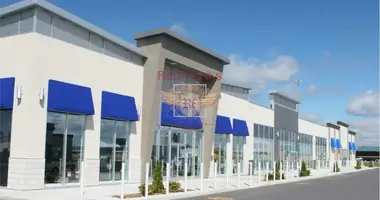 Propiedad comercial 1 400 m² en Puegnago del Garda, Italia