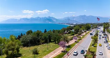 Wohnung 4 zimmer in Muratpasa, Türkei