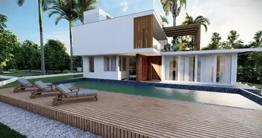 6 bedroom house in Demos Agiou Athanasiou, Cyprus