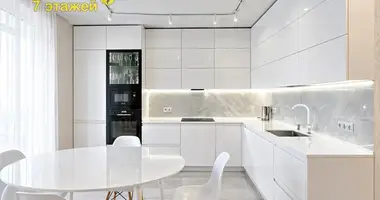 Apartamento 3 habitaciones en Minsk, Belarús