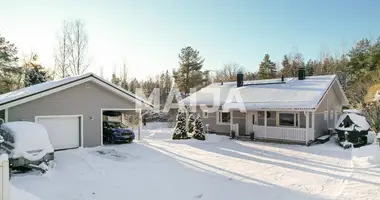 Dom 4 pokoi w Helsinki sub region, Finlandia