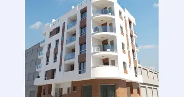Mieszkanie 3 pokoi w Torrevieja, Hiszpania