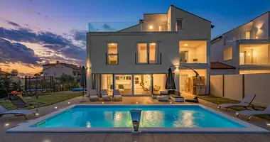 6 bedroom house in Grad Porec, Croatia