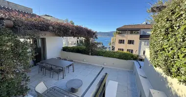 Квартира 4 комнаты в Тиват, Черногория