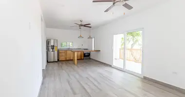 Condo in West End, Honduras