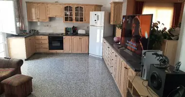 Maison 4 chambres dans district de Lárnaca, Chypre