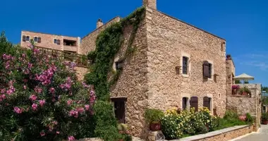 Townhouse in Stylos, Greece