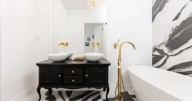 4 room apartment in Warsaw, Poland
