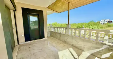 Villa 4 bedrooms in Mezitli, Turkey