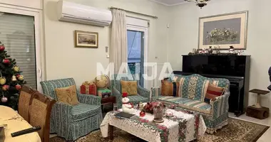 Wohnung 6 zimmer in Municipality of Agia Paraskevi, Griechenland