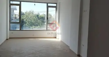 Propiedad comercial 43 m² en Bashkia Vlore, Albania