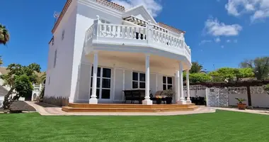 Villa 4 bedrooms in Adeje, Spain