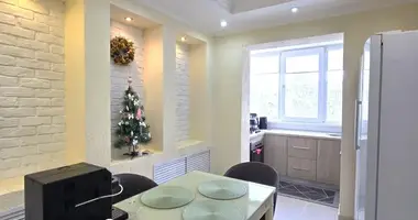 Apartamento 3 habitaciones en Babruisk, Belarús