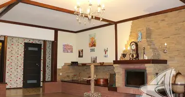Apartamento 4 habitaciones en Muchaviecki sielski Saviet, Belarús