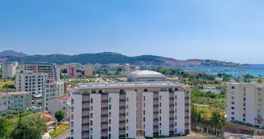 Квартира 5 комнат в Бар, Черногория