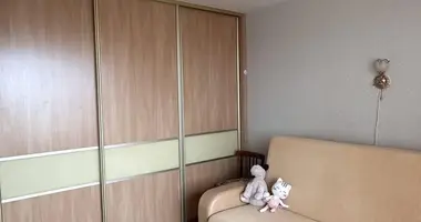 Apartamento 4 habitaciones en Hatava, Belarús