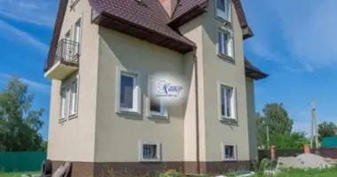 8 room house in Svetlovskij gorodskoj okrug, Russia