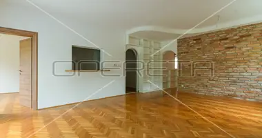 Квартира 4 комнаты в Adamovec, Хорватия