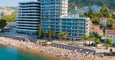 2 bedroom apartment in Rafailovici, Montenegro