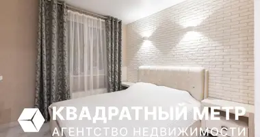 Apartamento 4 habitaciones en Minsk, Belarús