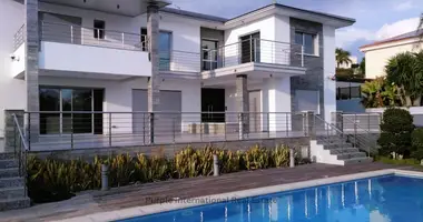 Villa in Agios Tychonas, Zypern