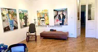 4 room apartment in Budapest, Hungary