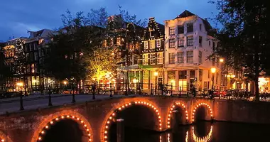 Доходный дом в Амстердам, Нидерланды