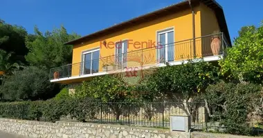 Villa 6 zimmer in Cervo, Italien